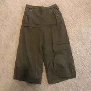Abercrombie cropped parachute pants